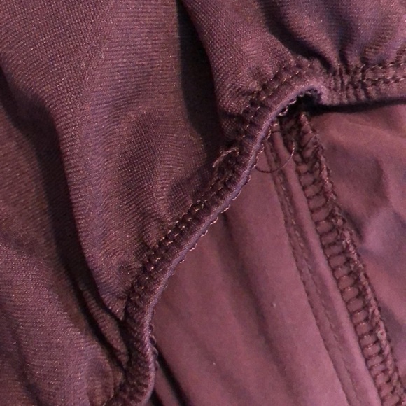 Oiselle Flyout shorts - Picture 4 of 5